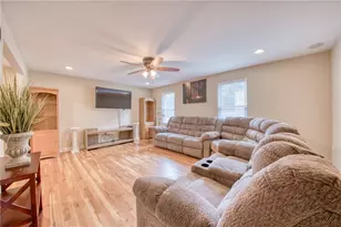 9098 Collington Square, Pittsburgh, PA 15101 - Photo 8