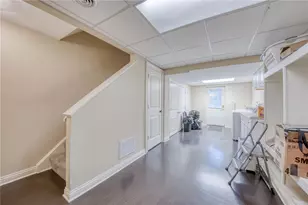 9098 Collington Square, Pittsburgh, PA 15101 - Photo 32