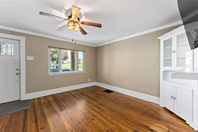 515 Finley Ave, Scott Township, PA 15106 - Photo 4