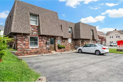 210 W Pike St, Canonsburg, PA 15317 - Photo 2