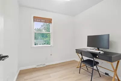 2404 Linden Dr, Hampton, PA 15101 - Photo 30