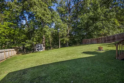 705 Victory Rd, Pittsburgh, PA 15101 - Photo 32