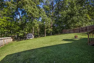705 Victory Rd, Pittsburgh, PA 15101 - Photo 32