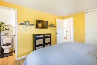 705 Victory Rd, Pittsburgh, PA 15101 - Photo 12