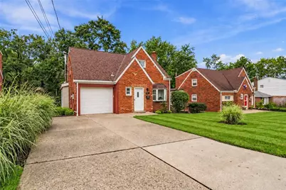 105 Green Oak Lane, Scott Township, PA 15220 - Photo 2