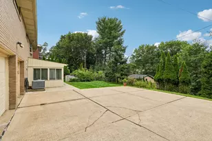 1616 Branning Rd, Pittsburgh, PA 15235 - Photo 32