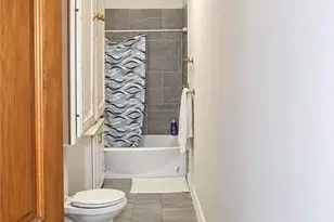 1400 Reuben St, Pittsburgh, PA 15212 - Photo 2