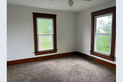 420 E Fairmont Avenue, New Castle, PA 16105 - Photo 10