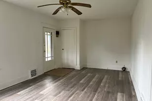 420 E Fairmont Ave, New Castle, PA 16105 - Photo 2