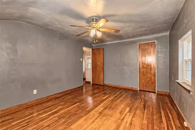 929 Roland Road, Wilkins Township, PA 15221 - Photo 12