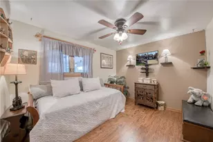 922 Lindberg Ave, Pittsburgh, PA 15120 - Photo 28