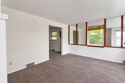 1555 Bevan Rd, Pittsburgh, PA 15227 - Photo 4