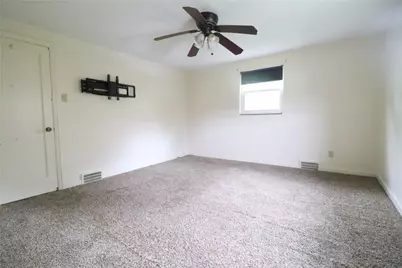1555 Bevan Rd, Pittsburgh, PA 15227 - Photo 24