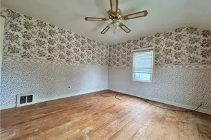 1825 Hall Ave, Sharpsville, PA 16150 - Photo 12