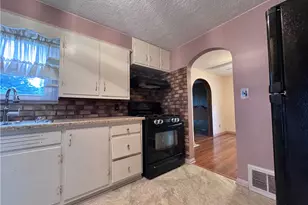 1825 Hall Ave, Sharpsville, PA 16150 - Photo 10