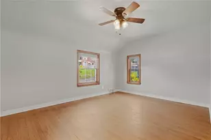 110 Buehner Dr, Ross Twp, PA 15237 - Photo 2