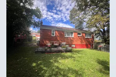 9020 Marilynn Road, Pittsburgh, PA 15235 - Photo 2