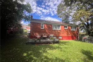 9020 Marilynn Rd, Pittsburgh, PA 15235 - Photo 2