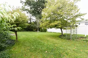 419 Oxford Dr, Greensburg, PA 15601 - Photo 24