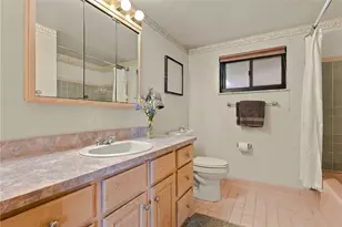 2485 Greentree, Carnegie, PA 15106 - Photo 28