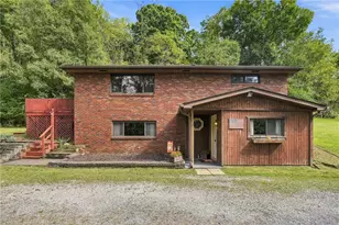 2485 Greentree, Carnegie, PA 15106 - Photo 1