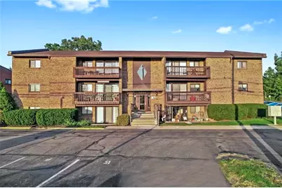 1201 Dutilh Rd #9, Cranberry Township, PA 16066 - Photo 1