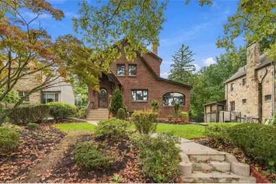 120 Crescent Dr, Pittsburgh, PA 15228 - Photo 2