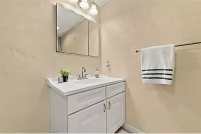 120 Crescent Dr, Pittsburgh, PA 15228 - Photo 18