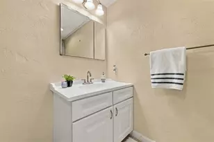 120 Crescent Dr, Pittsburgh, PA 15228 - Photo 18