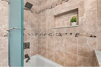 120 Crescent Dr, Pittsburgh, PA 15228 - Photo 24