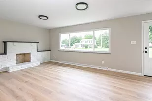 168 Clearview St, Chippewa Township, PA 15010 - Photo 6