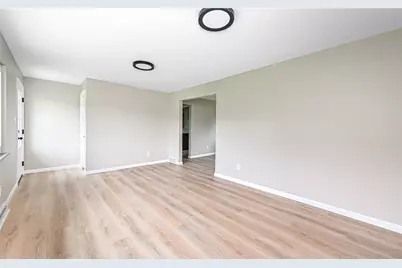 168 Clearview St, Chippewa Township, PA 15010 - Photo 4