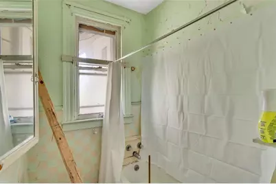 211 E 7th Ave, Tarentum, PA 15084 - Photo 16