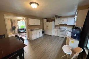 247 Manor Dr, Sugarcreek Boro, PA 16323 - Photo 6