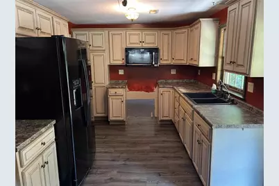 470 Donohoe Rd, Hempfield Township, PA 15601 - Photo 20