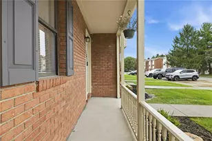 187 Woodhaven Dr, Seven Fields Boro, PA 16046 - Photo 4
