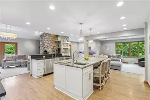 1711 Sturbridge Dr, Pittsburgh, PA 15143 - Photo 10