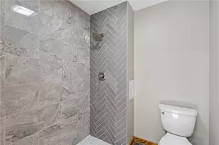 1711 Sturbridge Dr, Pittsburgh, PA 15143 - Photo 32