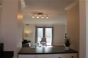 136 Woodhaven Dr, Seven Fields Boro, PA 16046 - Photo 6