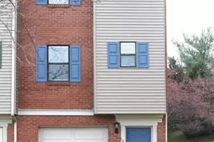 136 Woodhaven Dr, Seven Fields Boro, PA 16046 - Photo 1