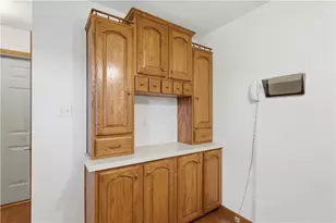 125 Elizabeth Dr, Twp of But NW, PA 16001 - Photo 10