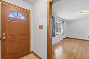 125 Elizabeth Dr, Twp of But NW, PA 16001 - Photo 2