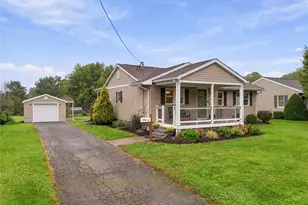 120 Maria Ln, Zelienople, PA 16063 - Photo 2