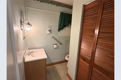 601 Fourth Ave, New Brighton, PA 15066 - Photo 8