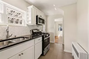 284 Jonquil Pl, Pittsburgh, PA 15228 - Photo 10