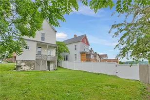823 E 11th Ave, Munhall, PA 15120 - Photo 36