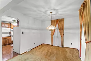 107 Devonshire Dr, Peters Township, PA 15317 - Photo 8