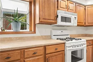 1156 La Salle Rd, Monroeville, PA 15146 - Photo 12