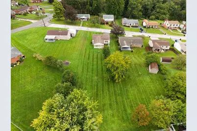 102 August Drive, Robinson Twp, PA 15108 - Photo 22