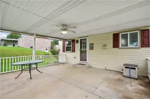 102 August Dr, Robinson Twp, PA 15108 - Photo 18